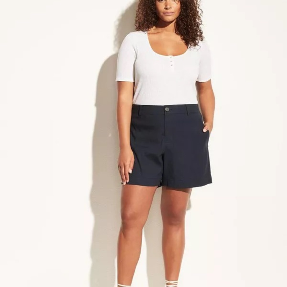NWT Vince Navy Linen Shorts